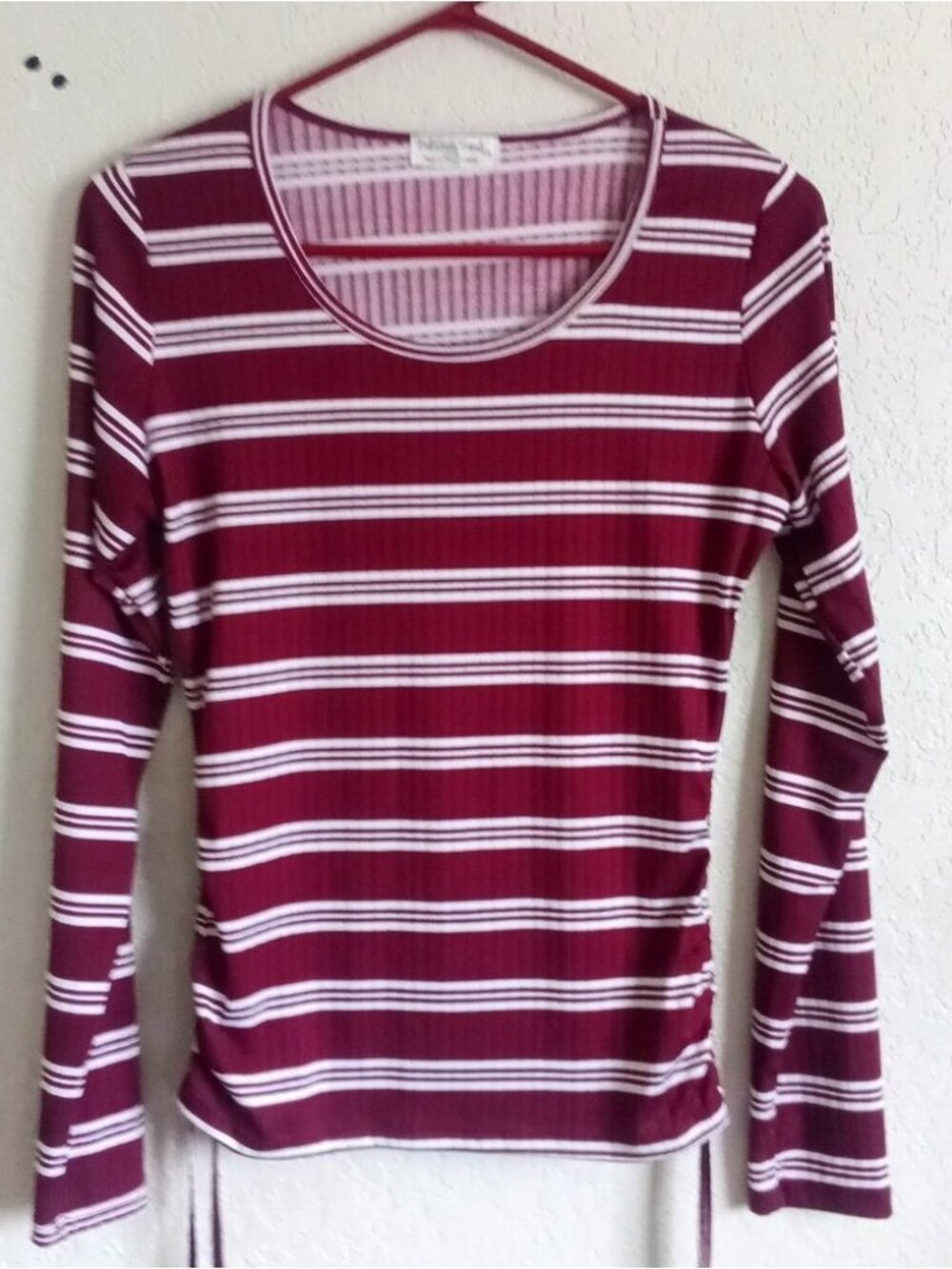 LONG SLEEVE MAROON AND WHITE STRIPS - Picture 1 of 2